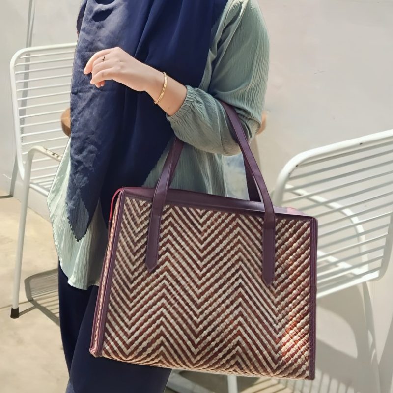 Pandan Luxe Tote Motif