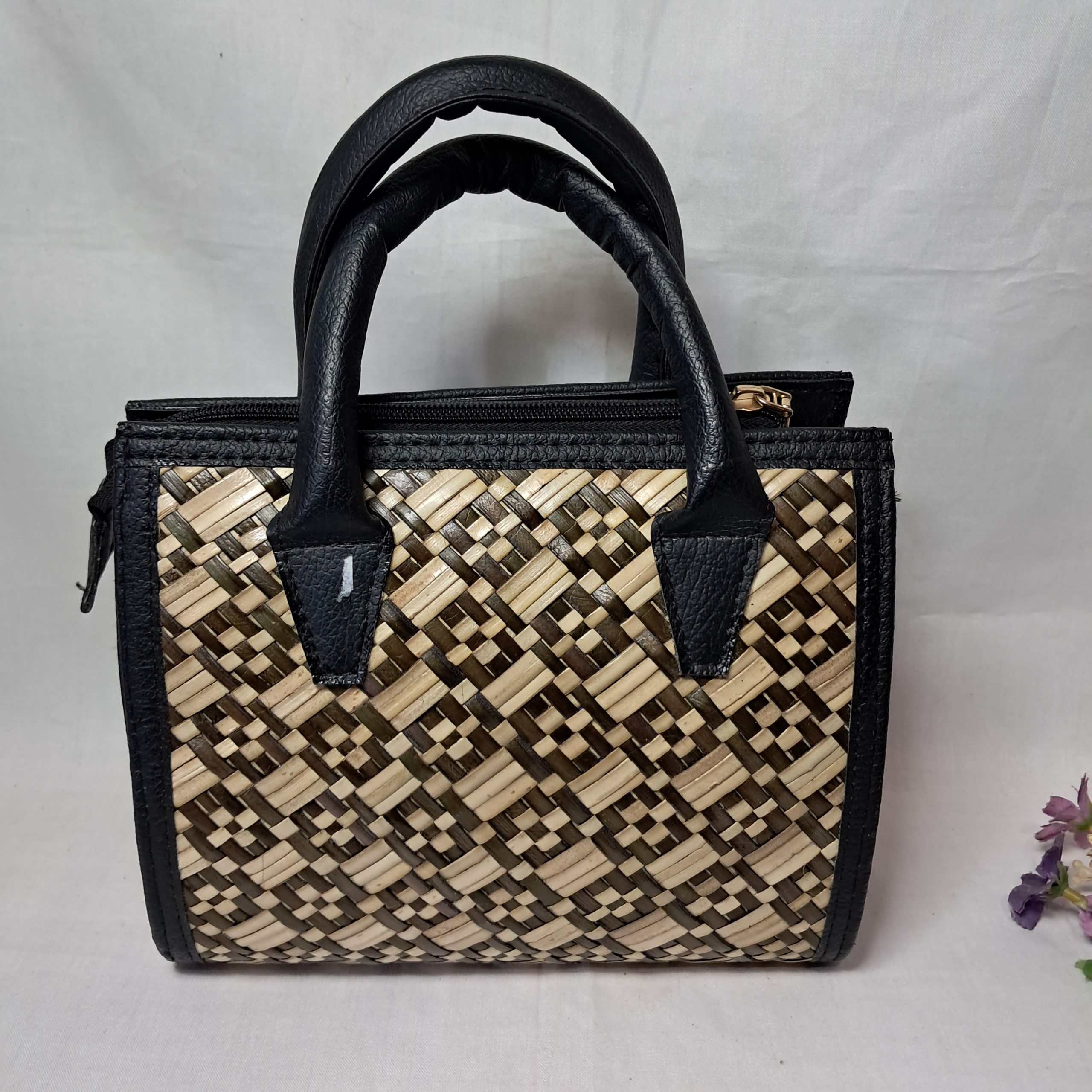 Tas Premium Handcrafted Handbag Anyaman Pandan